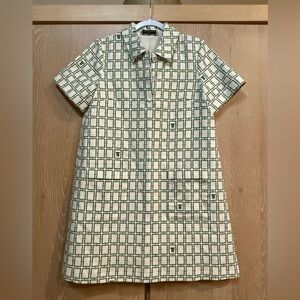 Tara Jarmon Cream and Green Patterned Garment